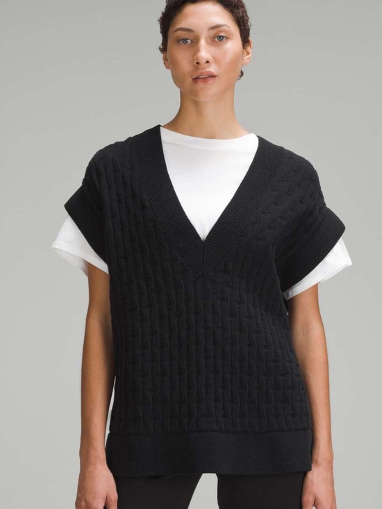 lululemon athletica Sweaters - lululemon athletica Black Cable-Knit V-Neck Sweater Vest
